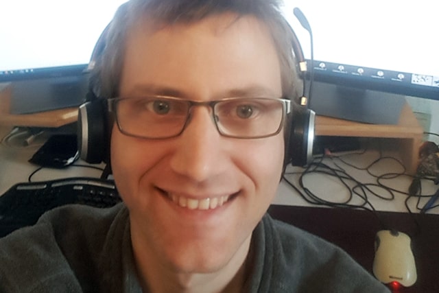 Was erwartet mich während eines Praktikums, der Ausbildung oder der studentischen Tätigkeit bei der BROCKHAUS AG? Auf diese und weitere Fragen antwortet Ausbildungsleiter André Mentler im Interview.