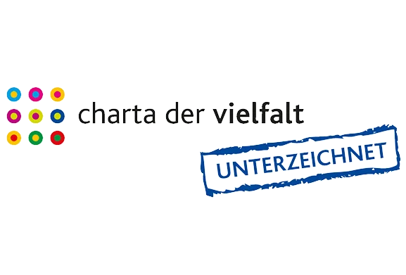 Das Logo der Charta der Vielfalt zeigt neun bunte Kreise, die in einem Quadrat angeordnet sind sowie den Schriftzug Charta der Vielfalt